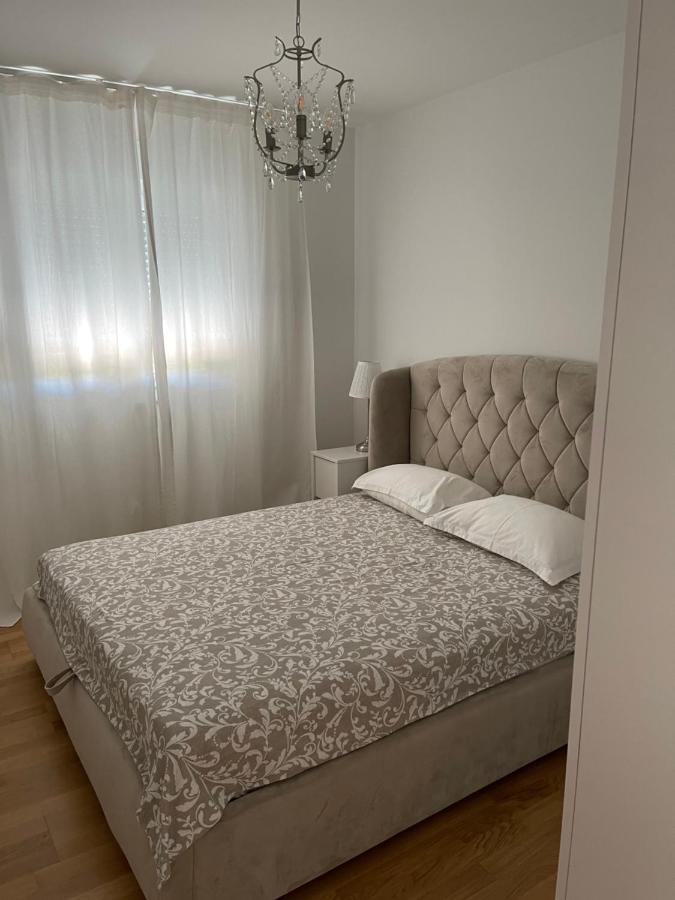 Apartment Leon Макарска Экстерьер фото