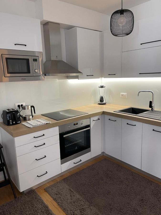 Apartment Leon Макарска Экстерьер фото